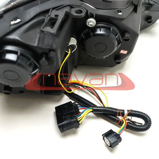Fari anteriori a LED Navan per Lexus IS220d e IS250 (05-13) - Sequenziali