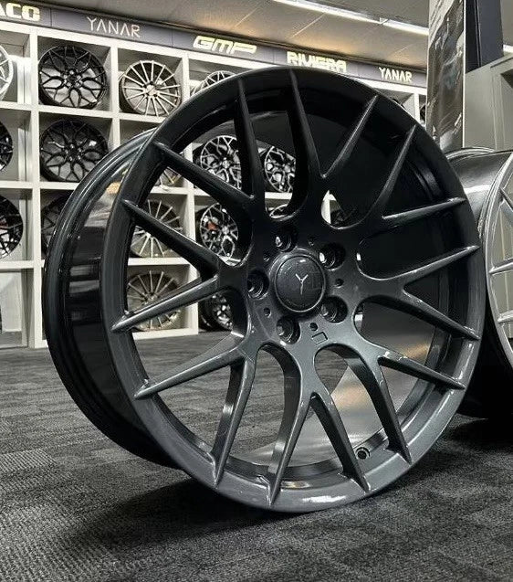 4 cerchi in lega bmw E92 359M 19 5x120 doppia misura 9jet33 10jet37