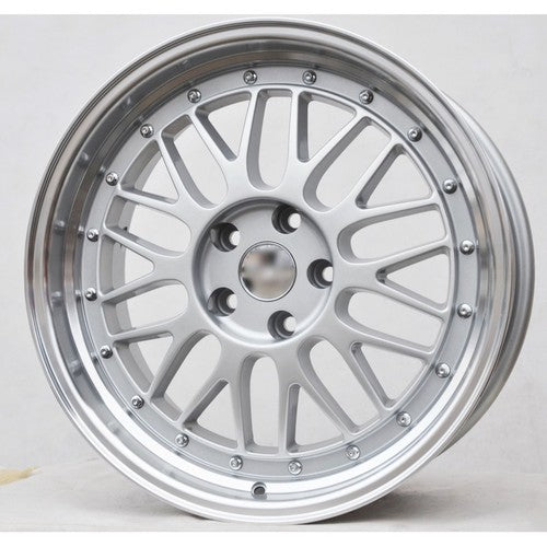 4 CERCHI IN LEGA STYLE BBS LM 18 5X120 BMW E32 E34 E38 E60 8J ET20 9J ET15